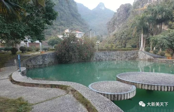 硕龙假日酒店（3星级）